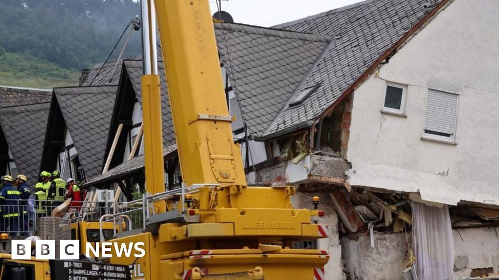 At least two people killed in German hotel collapse