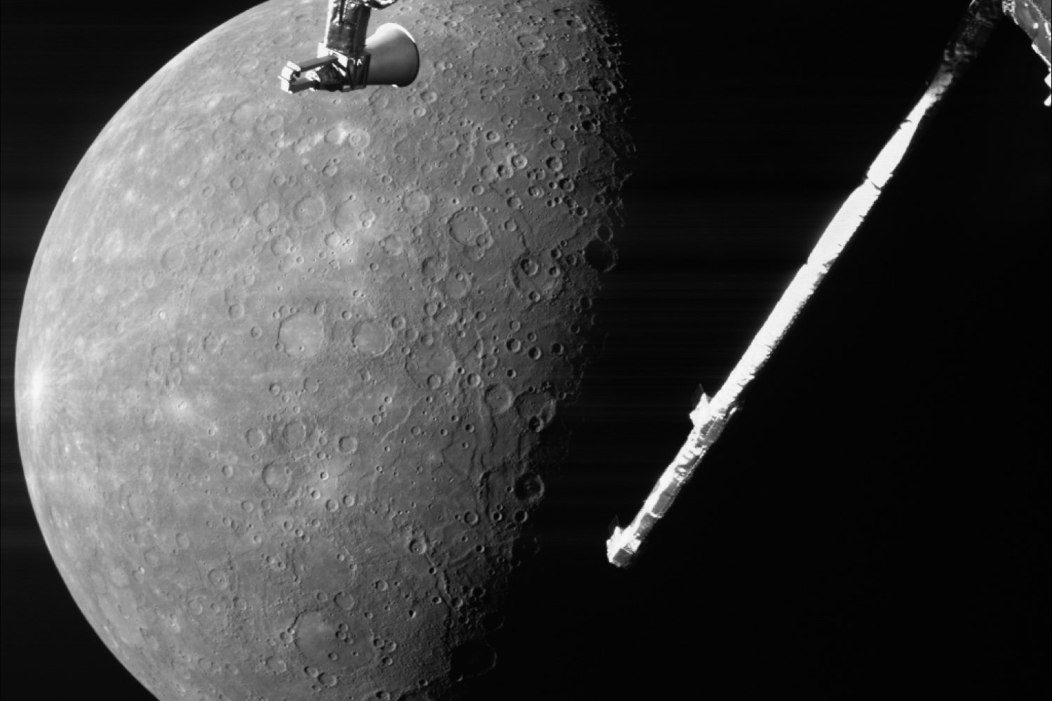 Dramatic Video Shows the Closest Flyby Ever of Mercury