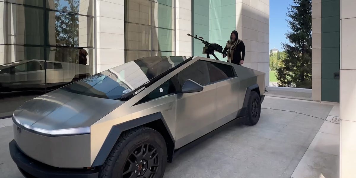 A Russian warlord who seemingly put a machine gun on a Cybertruck says Elon Musk 'remotely disabled' the militarized EV