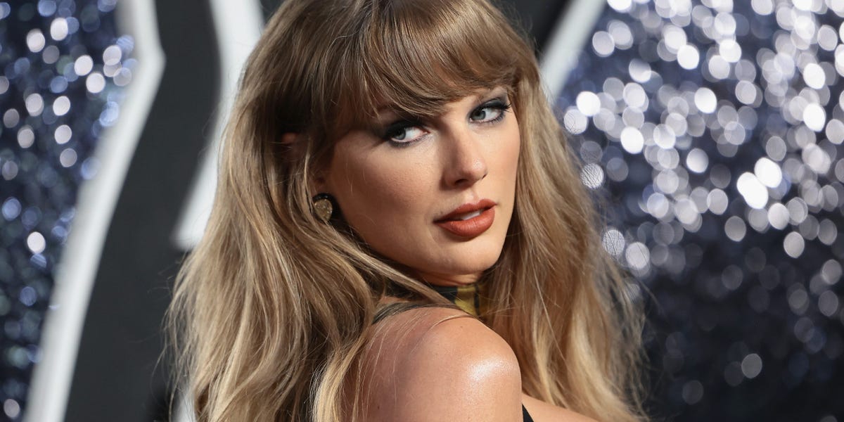 You can track Taylor Swift's tour by where airline ticket sales surge