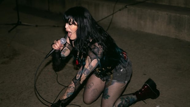 This Instagram archive account puts Indigenous punk rock in the spotlight