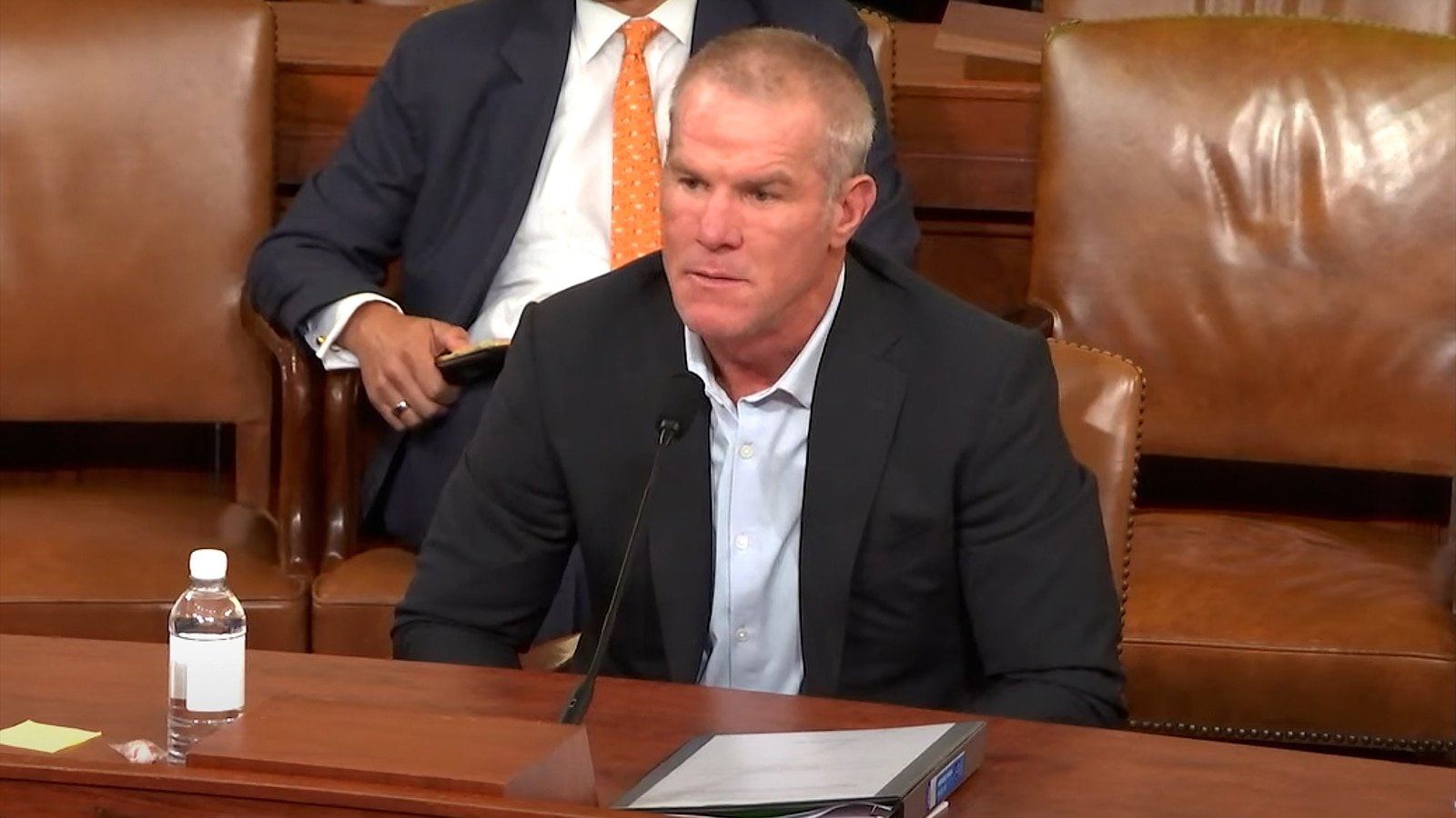 NFL Hall of Famer Brett Favre reveals Parkinson's diagnosis at House hearing