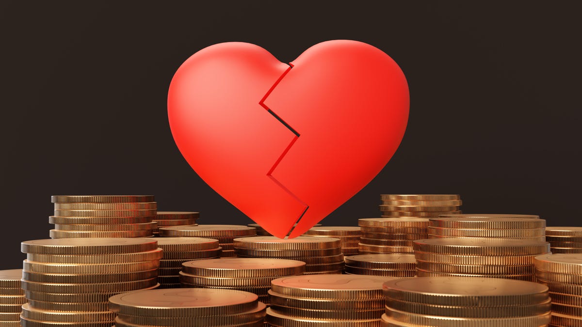 Americans Still Falling for Romance Scams, Survey Shows