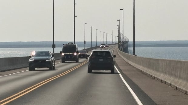 Emergency plan for Confederation Bridge traffic relies heavily on having ferries in place