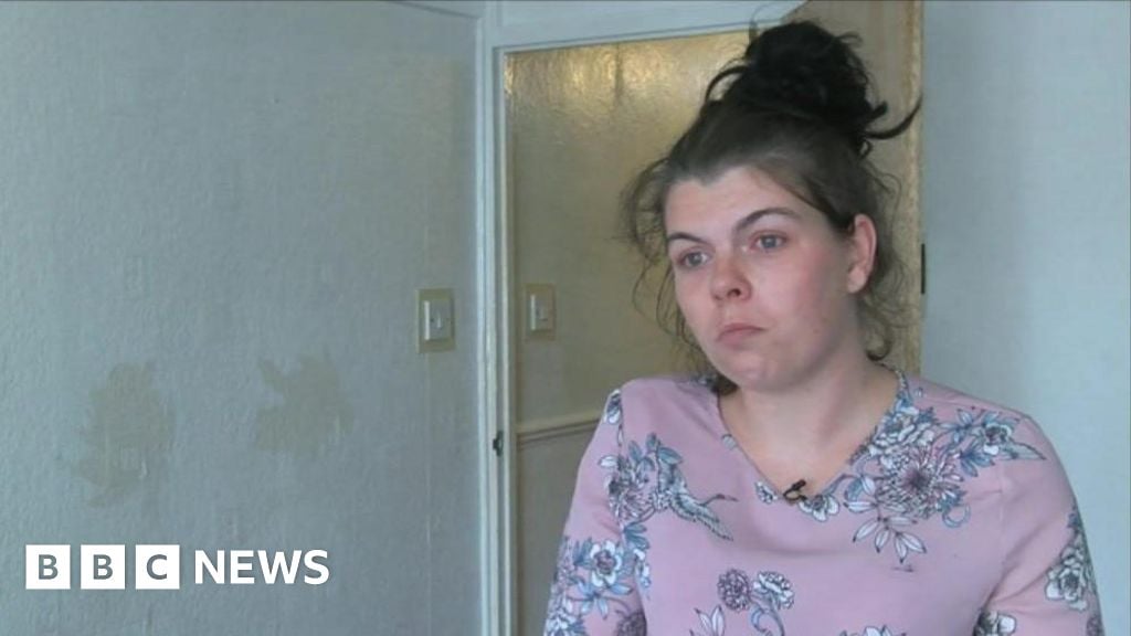 Children 'eaten alive' in bedbug-infested flat