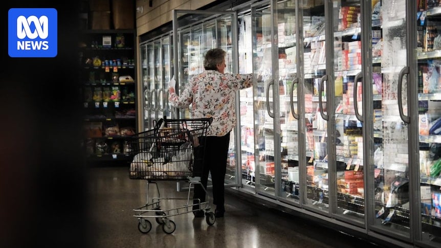 ACCC report finds Australians have lost trust in supermarkets as it focuses on Coles and Woolworths' market power and barriers to entry