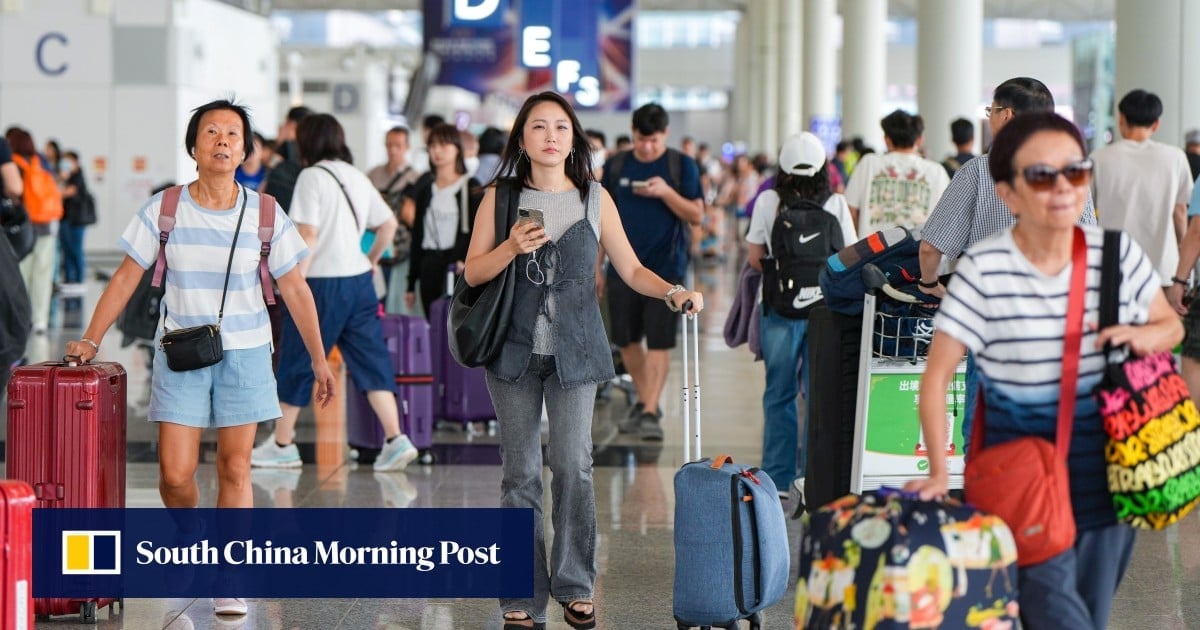 Airlines in Hong Kong should better handle slips in prepaid add-on services: consumer watchdog