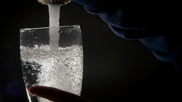 Alberta First Nation suing federal government over unclean tap water