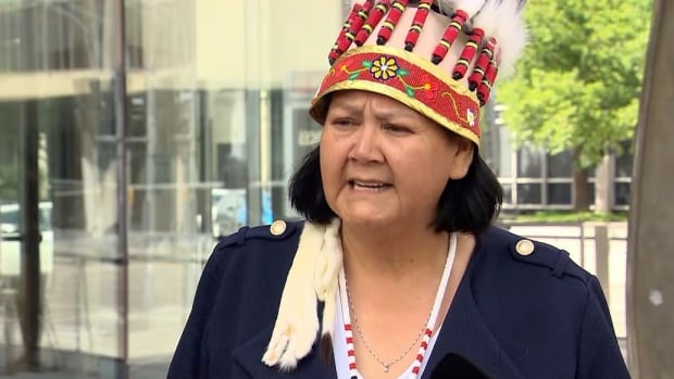 Assembly of Manitoba Chiefs Grand Chief Cathy Merrick dies after collapsing outside Winnipeg court