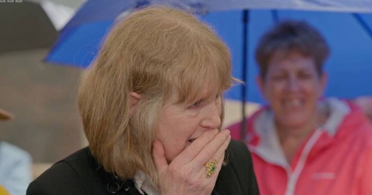 BBC Antiques Roadshow guest nearly swears on air after whopping jewellery valuation