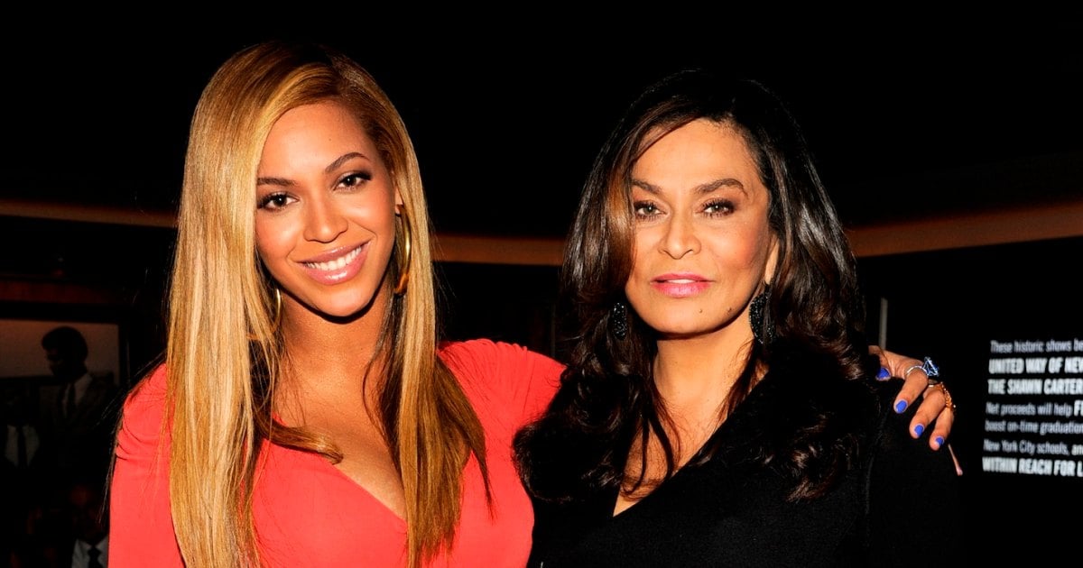 Beyonce's Mom Denies Responding to Dolly Parton Over CMAs Snub