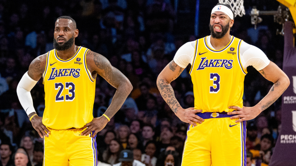  Biggest question facing every Pacific division team: Will Lakers make a trade? Where do Clippers go from here? 