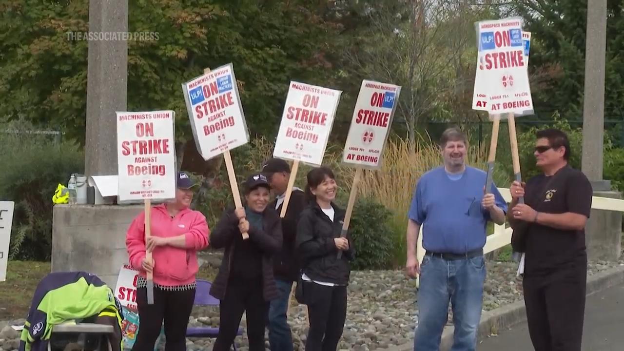 Boeing gives union more time to vote on an offer that's getting poor reviews from striking workers