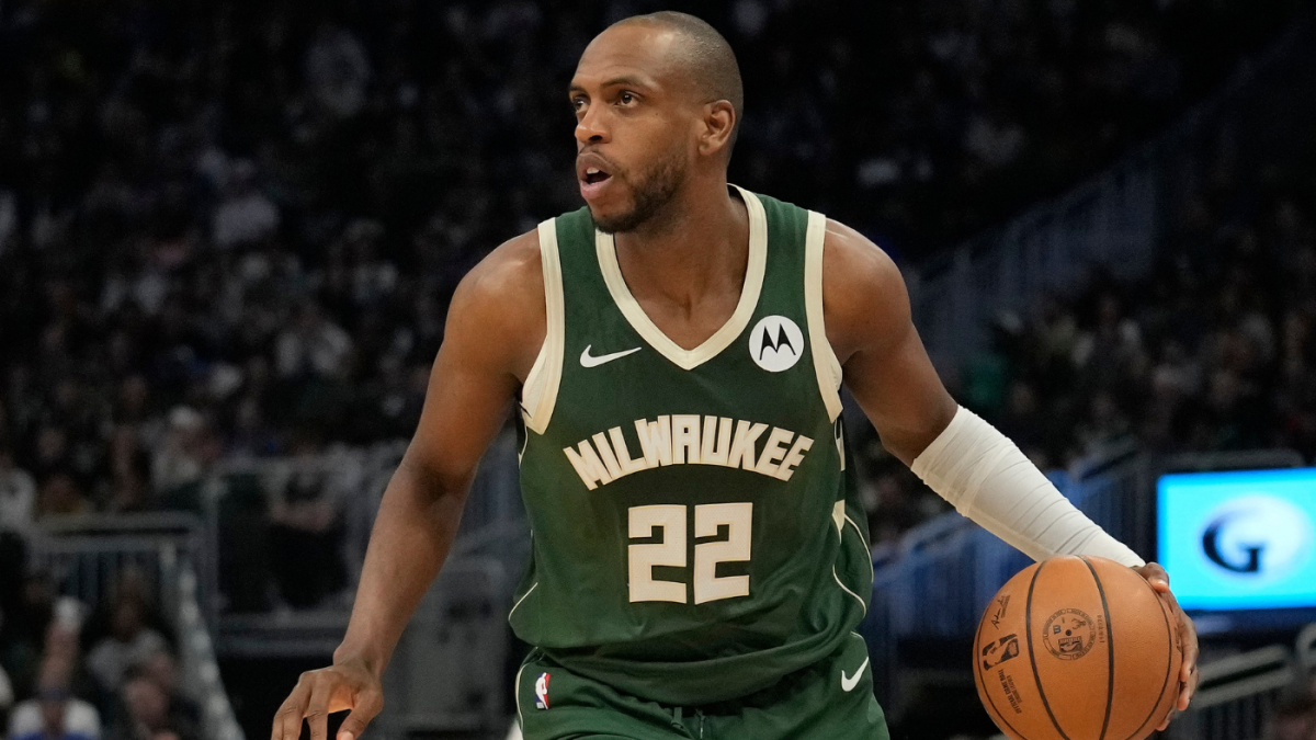  Bucks' Khris Middleton feels 'great' after ankle surgeries, but health questions remain as camp opens 