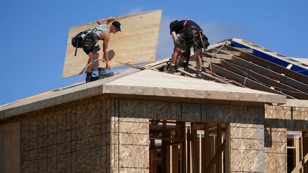 Canada's unemployment rate at 6.6%, rises past seven year high outside of pandemic