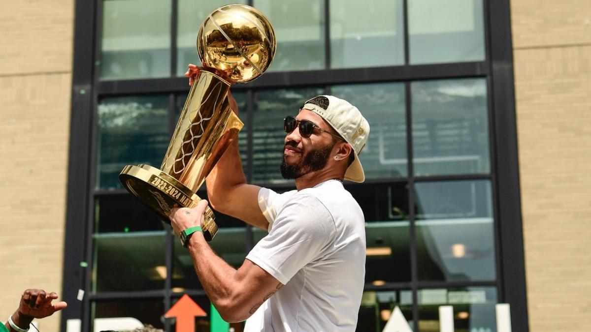  Celtics' Jayson Tatum makes 2025 NBA Finals prediction, says Boston will aim to repeat against familiar foe 