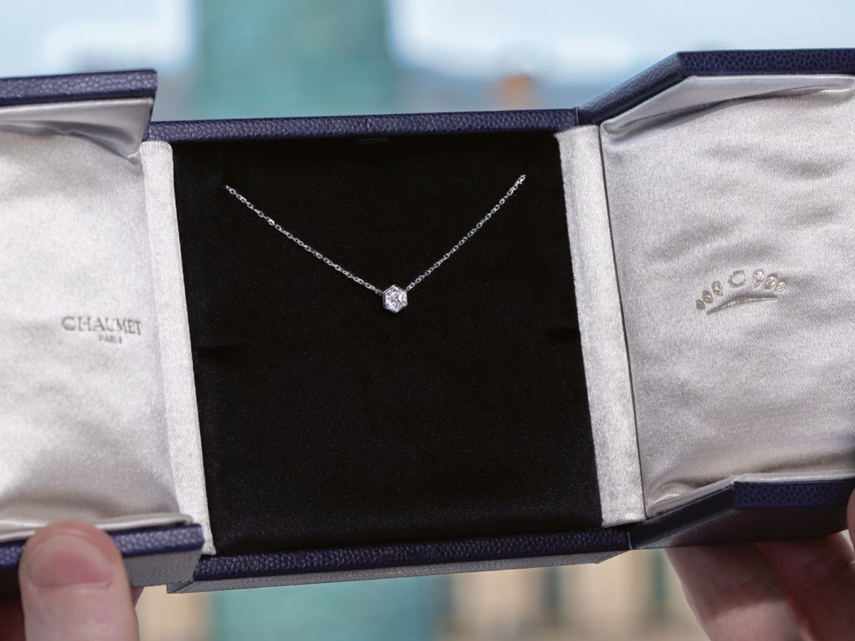 Chaumet Unveils Traceable Diamond Necklace, Reinforcing Ethical Commitment