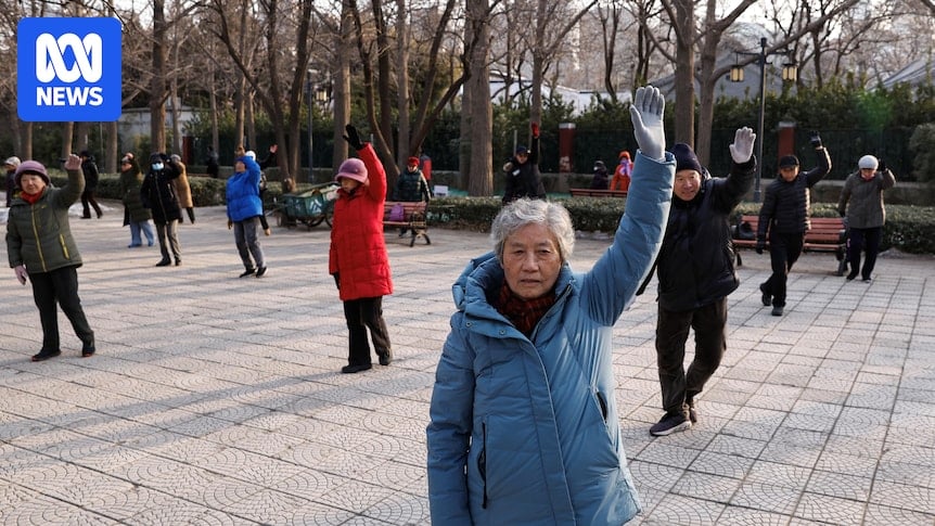 China to raise retirement age to avert pensions crisis