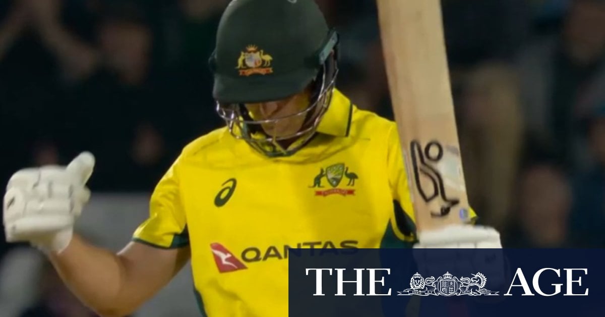 Depleted Aussies defeat England