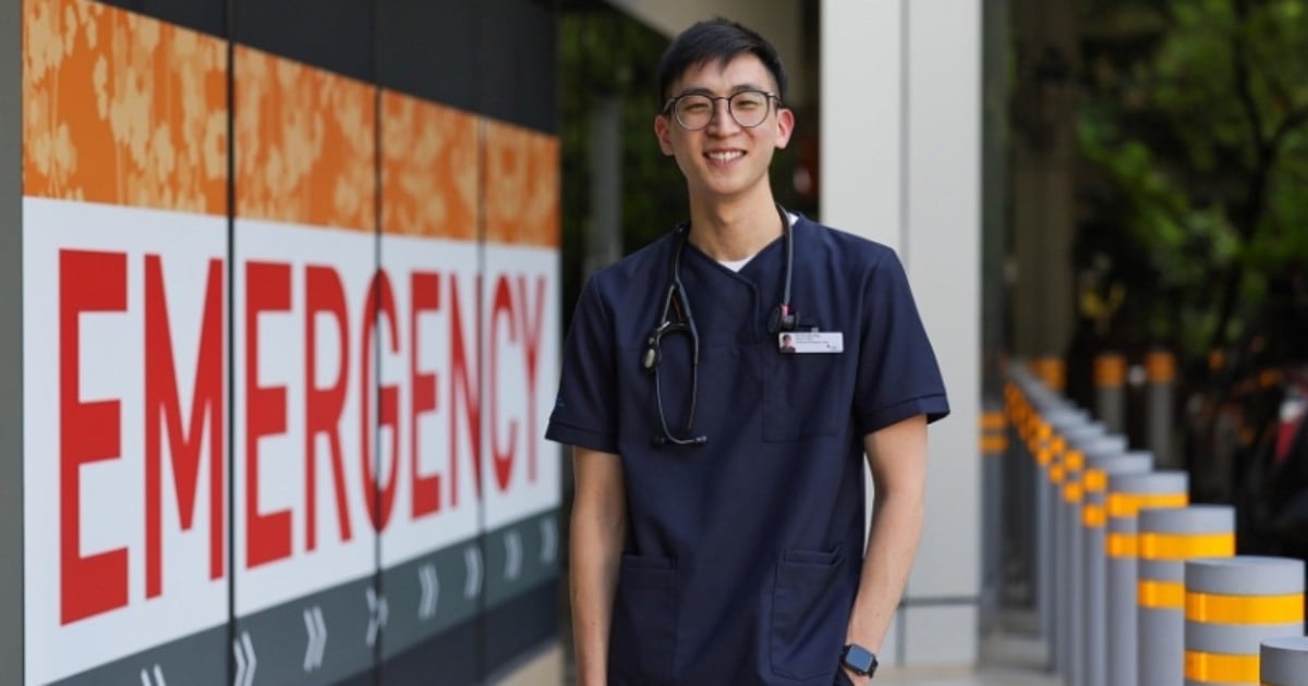 Doctor saves life of man who suffered heart attack at Yishun MRT before heading to work