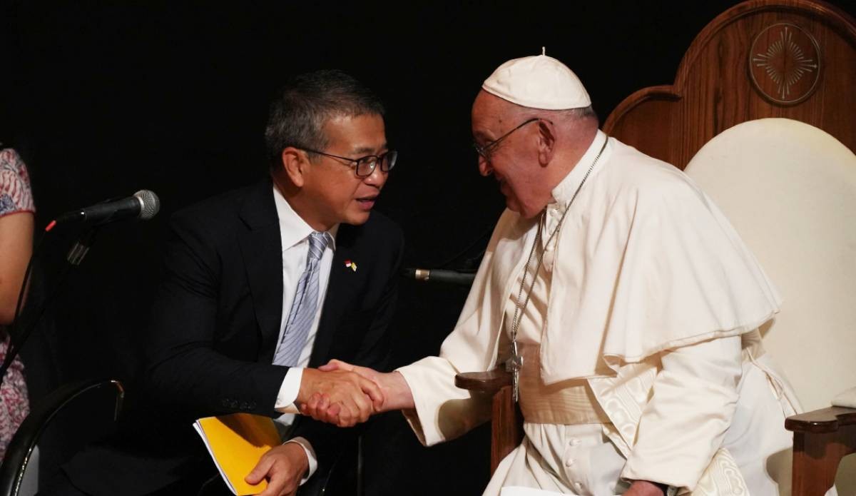 Edwin Tong thanks Pope Francis, says his visit has galvanised communities and youth