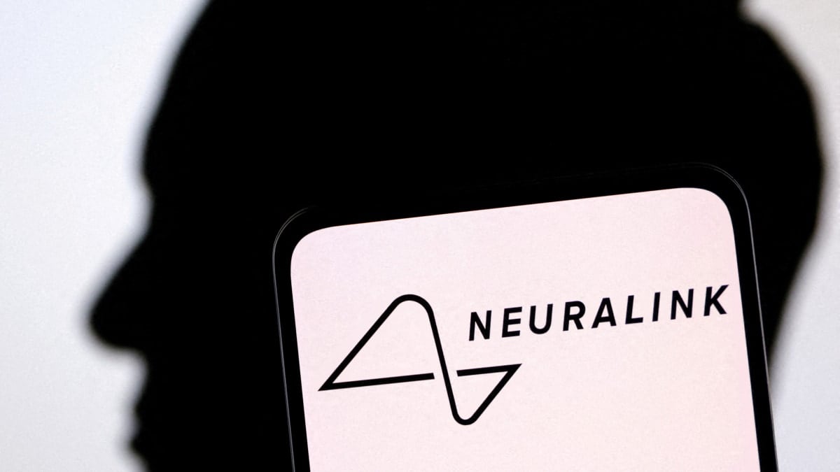 Elon Musk's Neuralink Gets FDA's 'Breakthrough Device' Tag for Implant Aimed at Restoring Vision