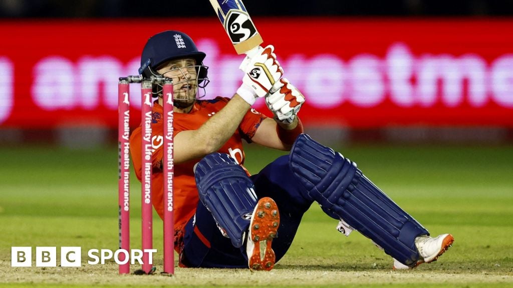 England vs Australia: Liam Livingstone smashes hosts to victory in second T20