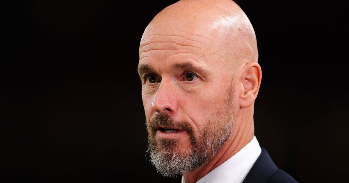 Erik ten Hag explains why Man Utd staff are banned from messaging players