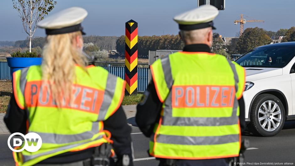 Germany announces widening of checks to all land borders