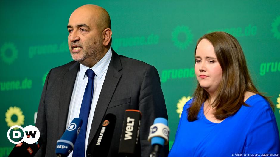 Germany: Government crisis deepens as Green leaders resign