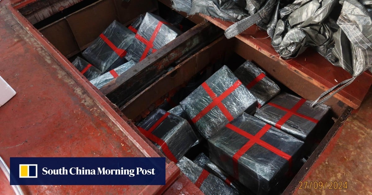 Hong Kong customs arrests 5 men, seizes HK$45 million worth of black market cigarettes