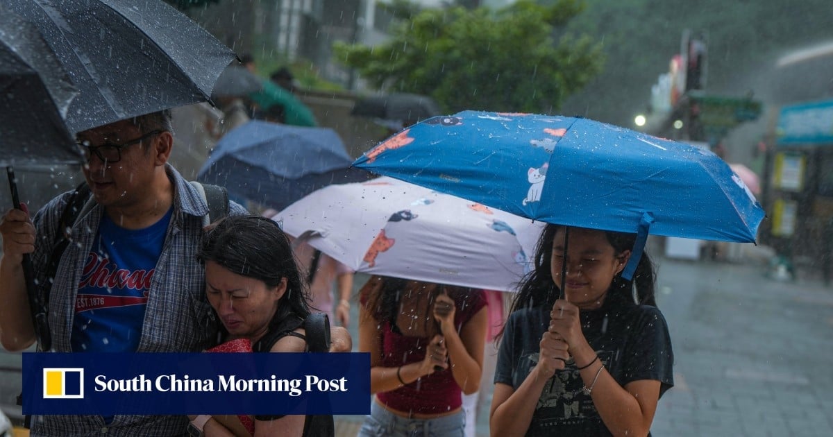 Hong Kong Observatory issues amber rainstorm alert, heavy showers expected