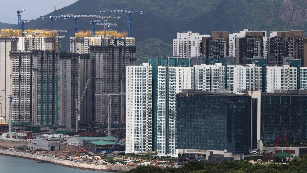 Hong Kong property investors to keep powder dry as interest-rate cut fails to tempt