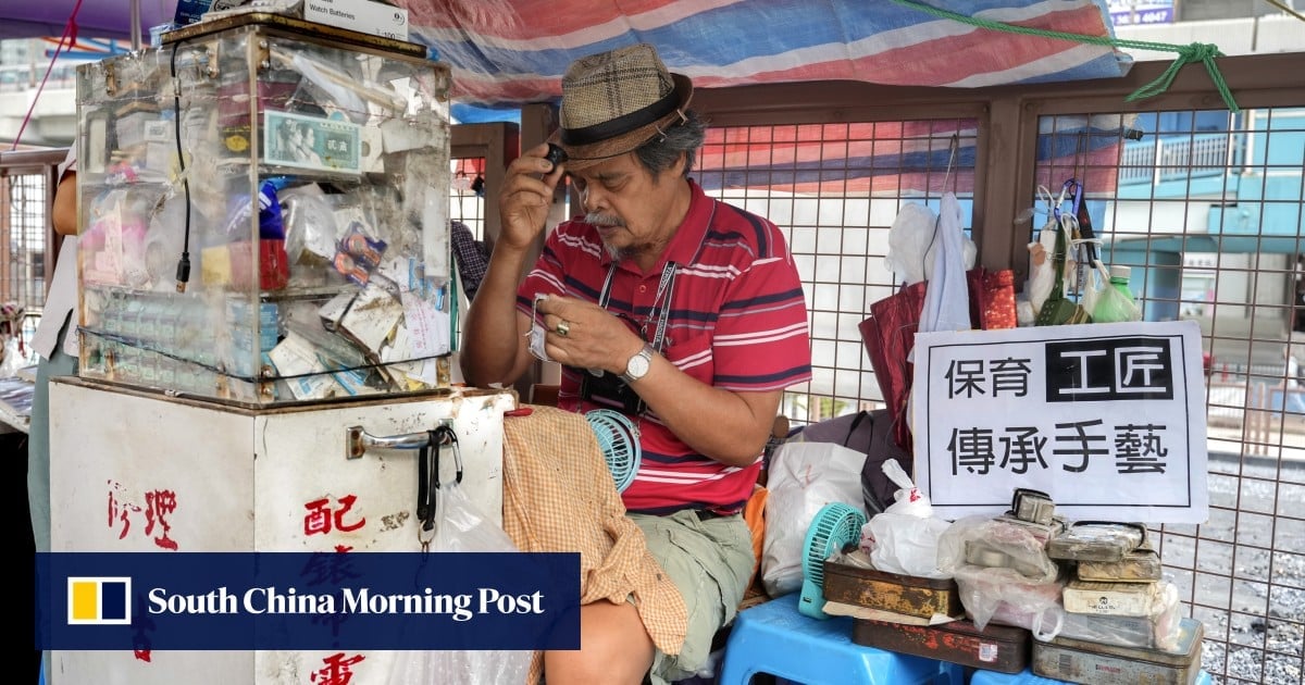 Hong Kong watch repairer, 76, set to secure hawker licence after 6-year fight