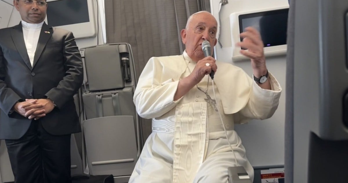 'I didn't see very many': On flight home, Pope Francis shares what Singaporeans can learn from Papua New Guinea, Indonesia and Timor-Leste 