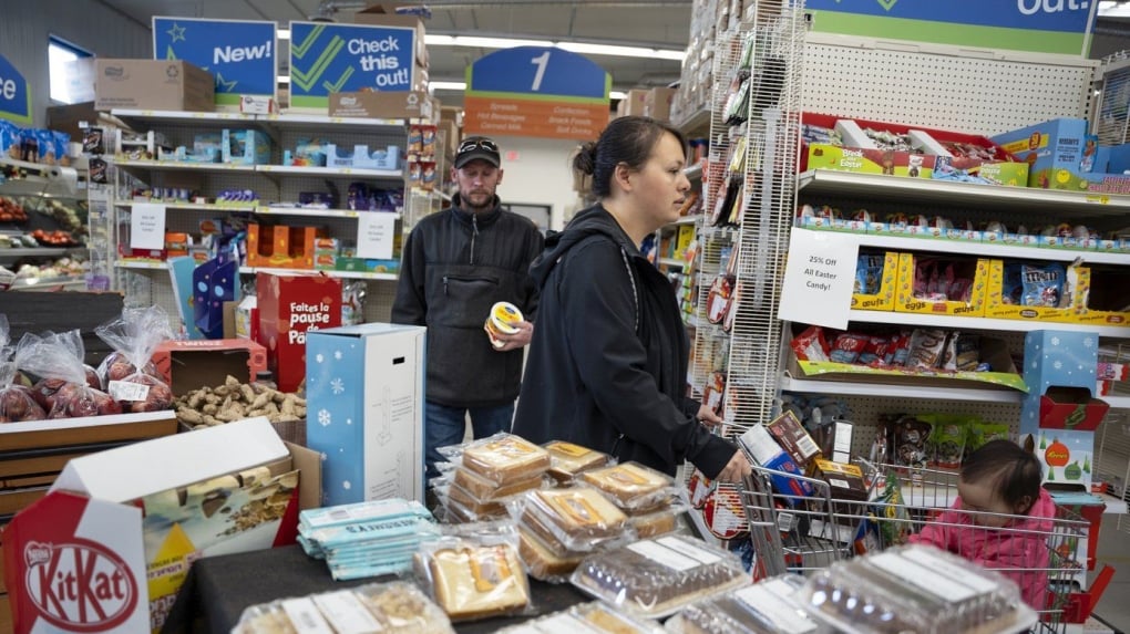 Labrador residents say 'inhumane' food prices force families to go hungry