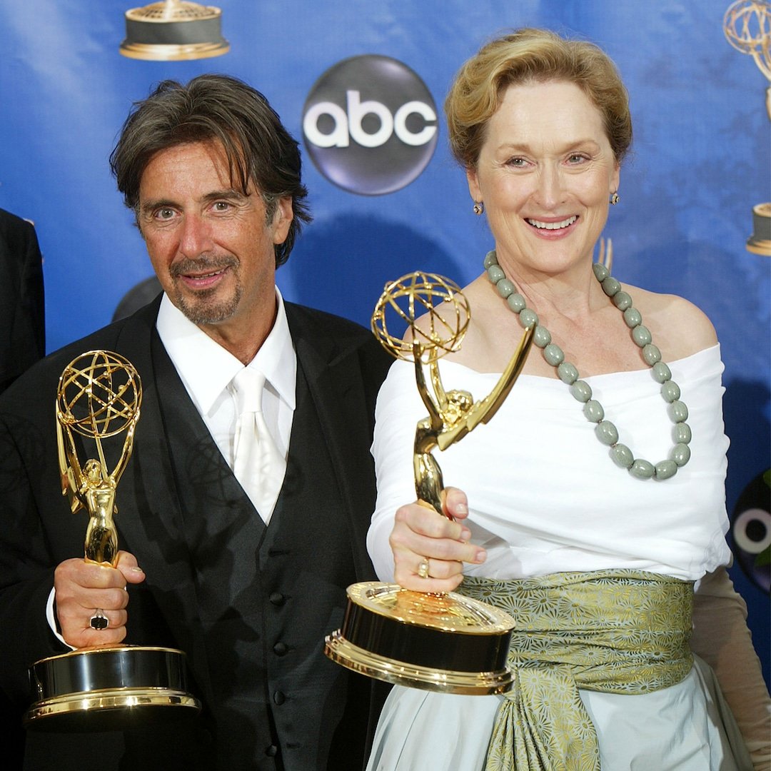  Open Up the 2004 Emmys Time Capsule With These Celeb Photos 