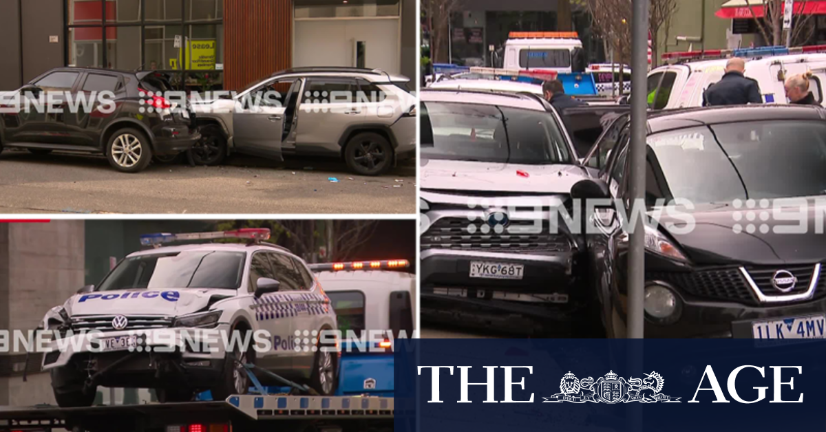 Police vehicles rammed in alleged stolen car chase