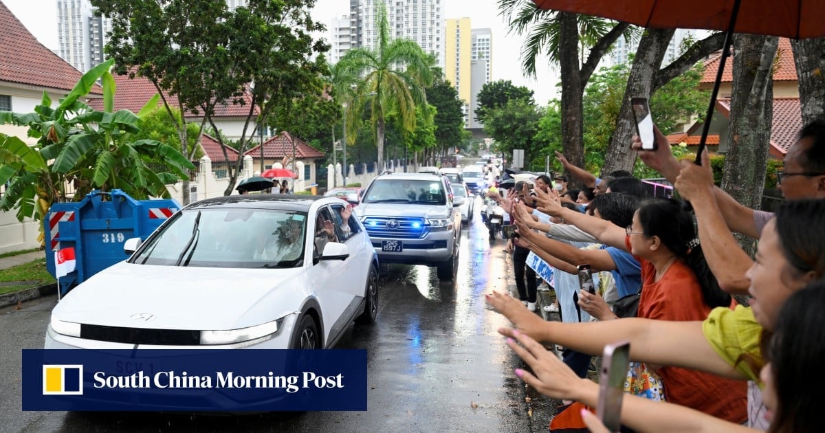 Pope Francis lands in Singapore for final stop on 12-day Asia-Pacific tour