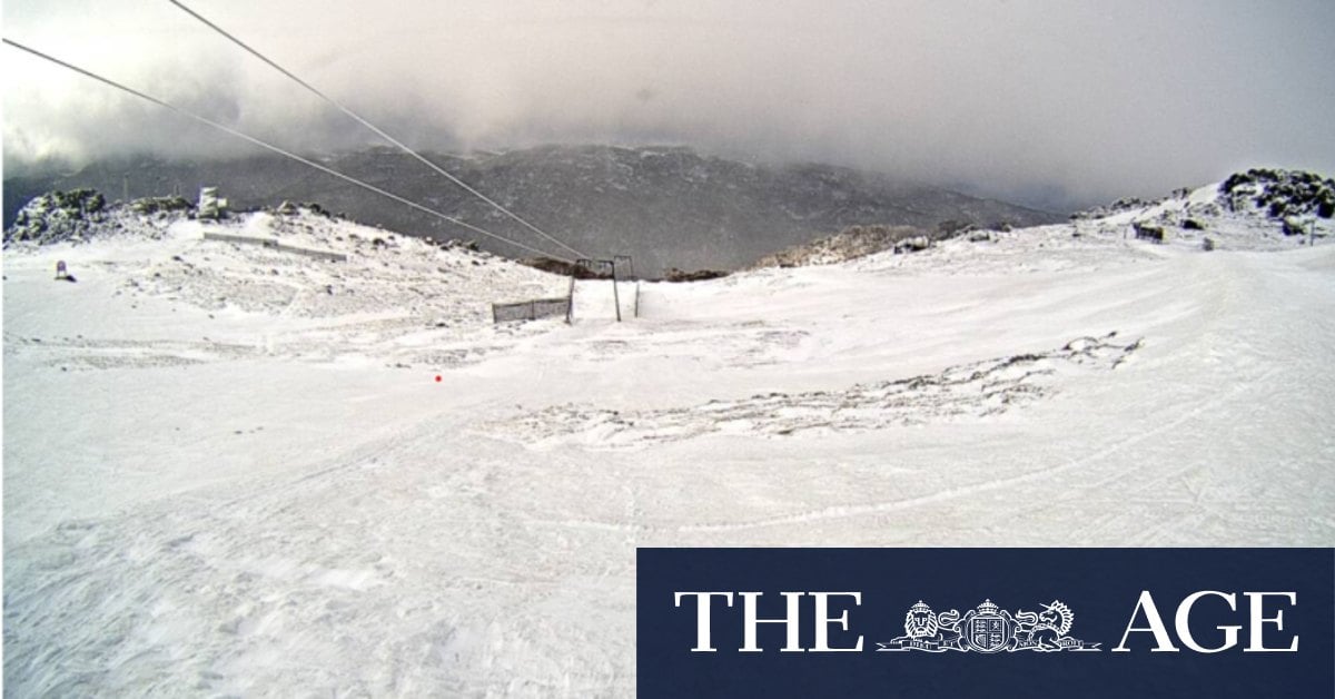 Search for bushwalker missing near Thredbo in freezing conditions