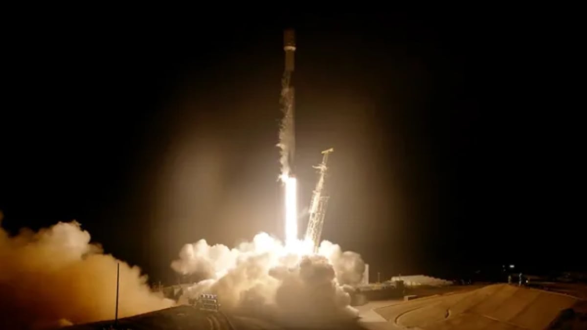 SpaceX Falcon 9 Successfully Launches NROL-113 Mission, Deploying Spy Satellites for US