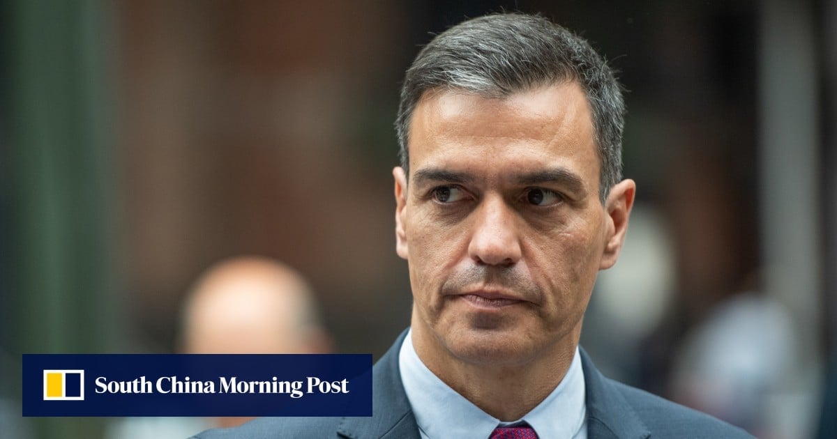 Spanish PM Pedro Sanchez visits China ahead of key EU vote on electric vehicle tariffs