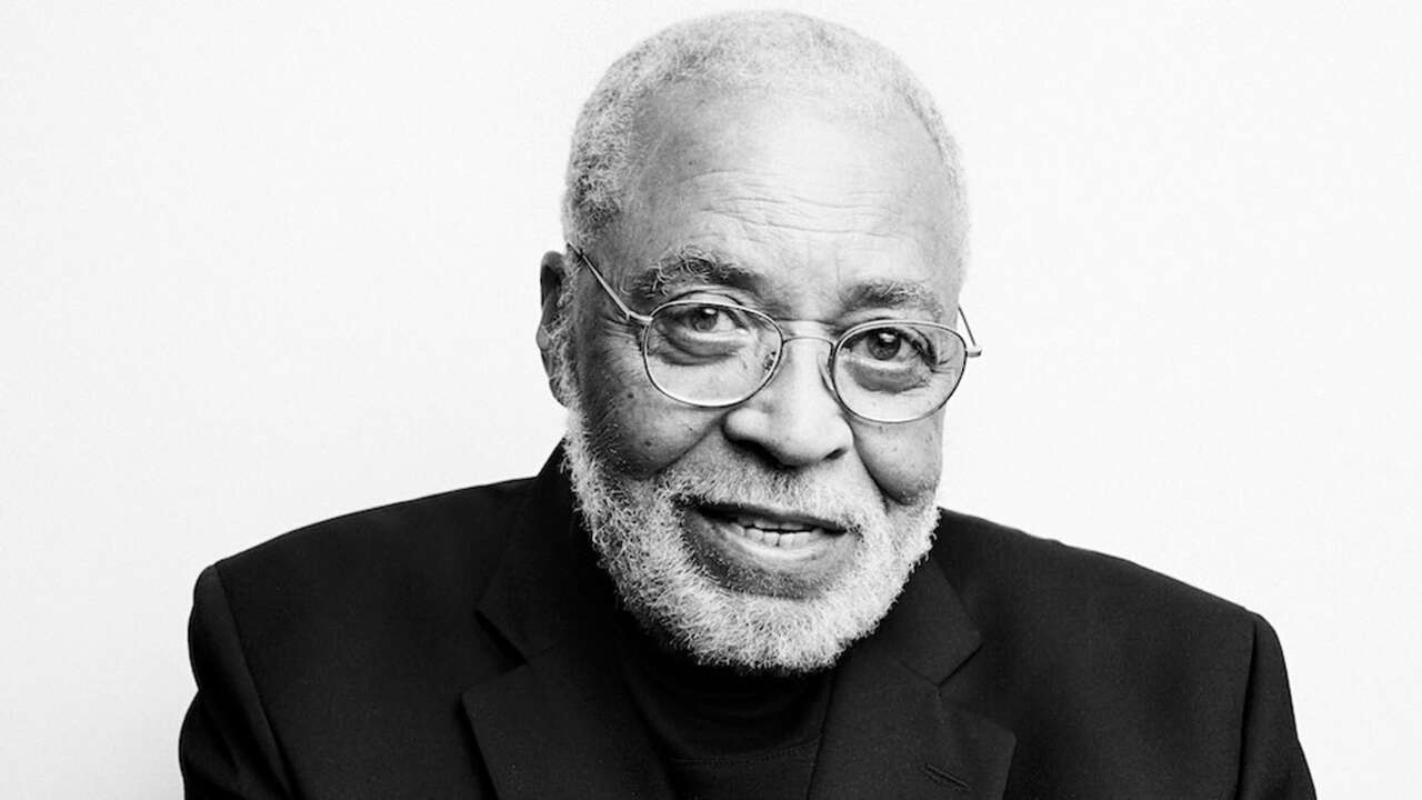 Star Wars And Lion King Actor James Earl Jones Dies At 93