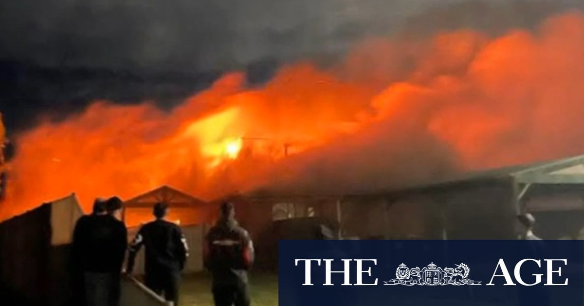 Two girls die in hospital days after Melbourne house fire