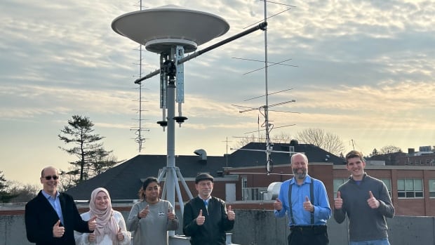 University of New Brunswick team turns up the volume in effort to reach Violet the satellite