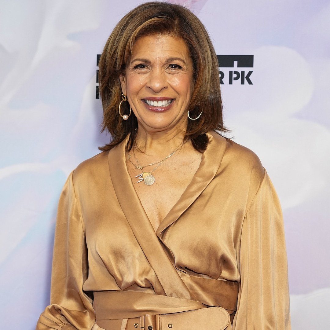  Why Hoda Kotb Wore "M" Necklace During Today Show Exit Announcement 