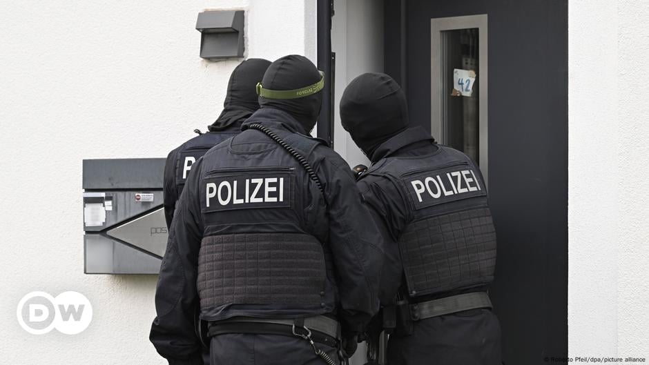 Will German police get to do secret house searches?