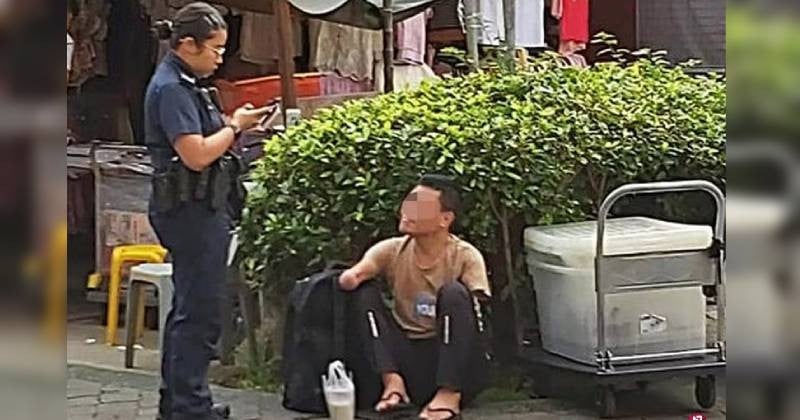 Yishun residents express worry over 'foreign beggar syndicate' in Singapore after disabled tissue-seller seen arrested by police