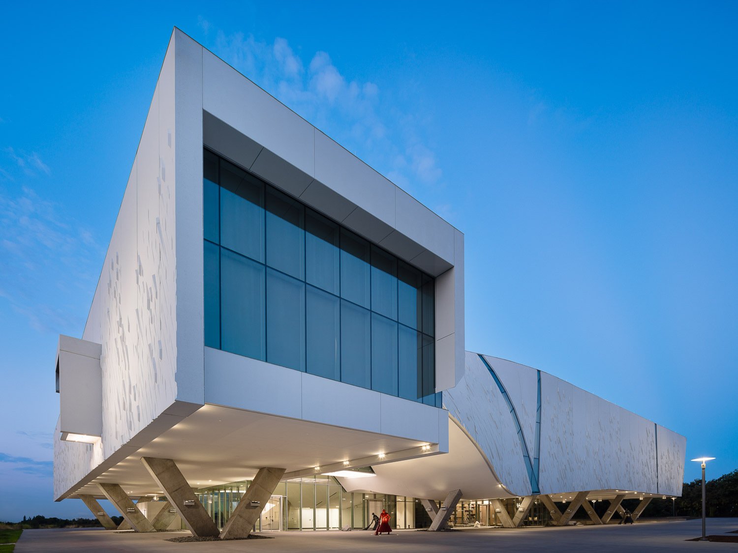 UT Dallas Opens Crow Museum of Asian Art Designed by Morphosis, Begins Construction on Performance Hall