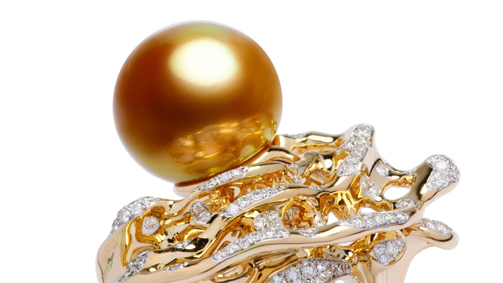 Pearls, Sustainability Were Central Themes At Hong Kong Jewelry Fair